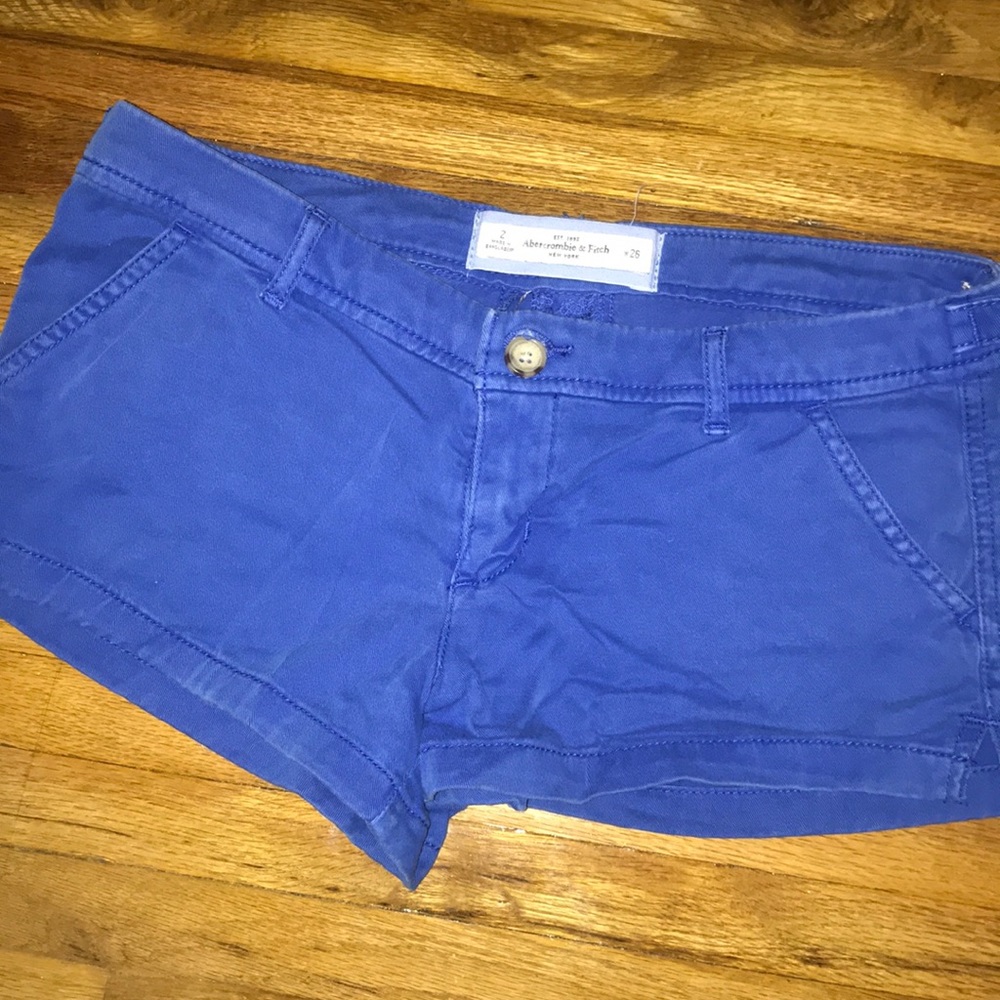 Royal blue cargo style shorts